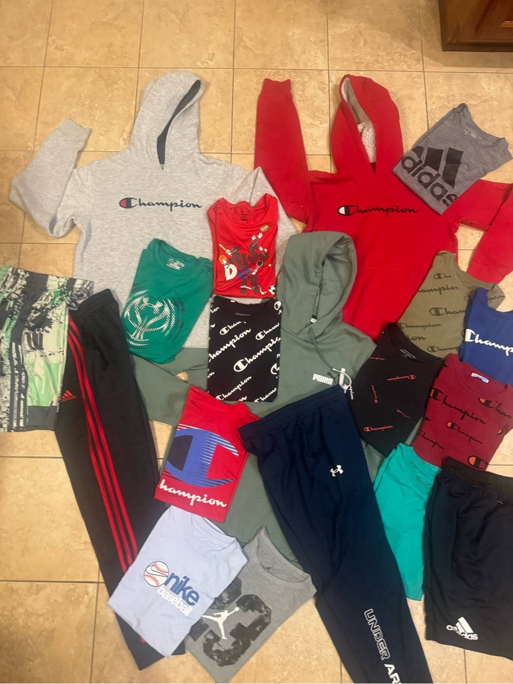 Champion Boys T-Shirts Hoodies jogger Back to School! Champion/Under Armor/ Nike